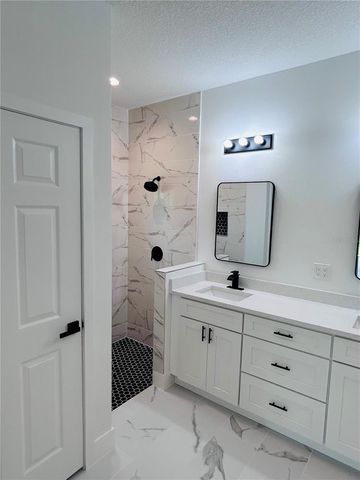 239 GREENBRIER AVENUE NW, Palm Bay, FL 32907