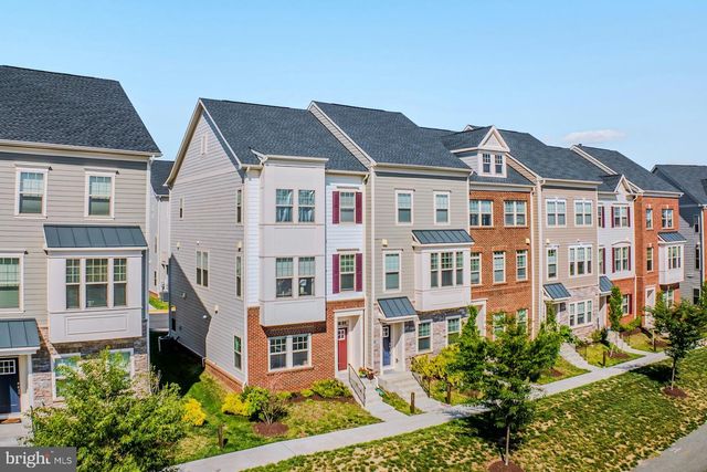 813 SAWBACK SQ NE, Leesburg, VA 20176