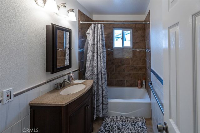 821 S Corta, Santa Ana, CA 92704