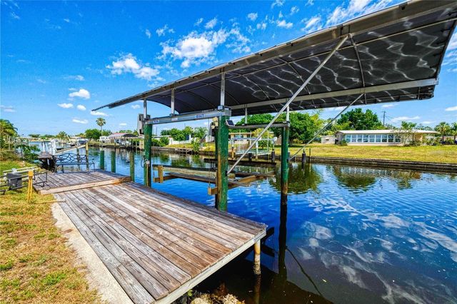 835 CONREID DRIVE NE, Port Charlotte, FL 33952
