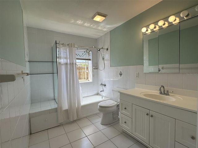 835 CONREID DRIVE NE, Port Charlotte, FL 33952
