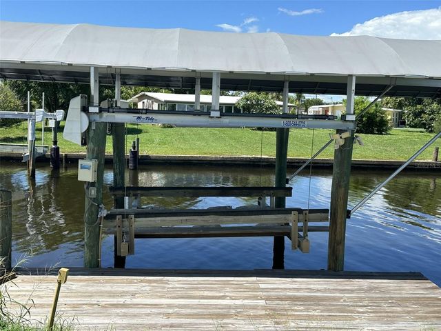 835 CONREID DRIVE NE, Port Charlotte, FL 33952
