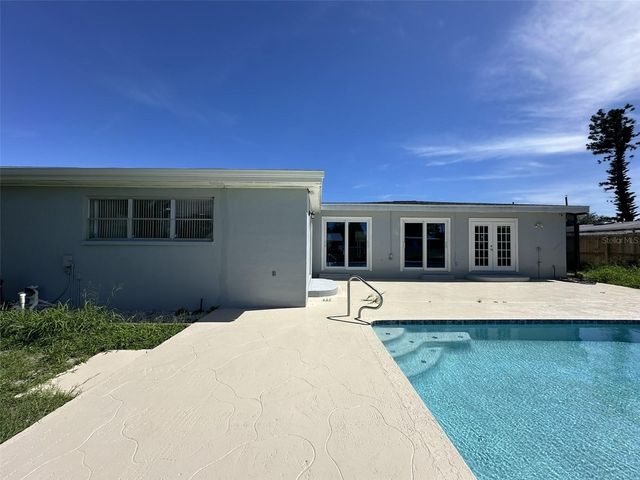 835 CONREID DRIVE NE, Port Charlotte, FL 33952
