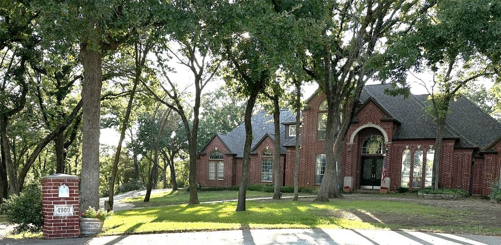 4909 Harbor Court, Flower Mound, TX 75022