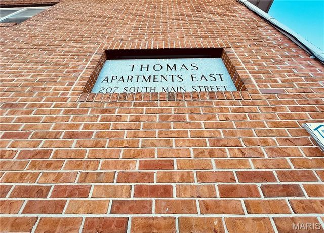 207 S Main Street, Louisiana, MO 63353