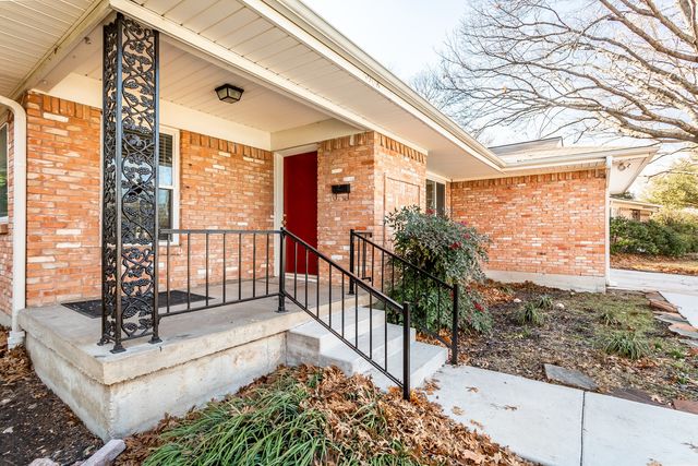 6908 Wake Forrest Drive, Dallas, TX 75214