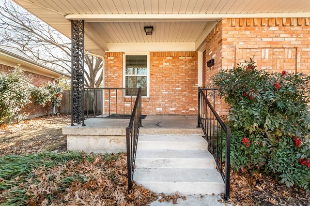 6908 Wake Forrest Drive, Dallas, TX 75214