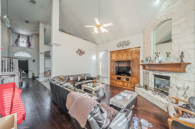 716 Peco Street, Lantana, TX 76226