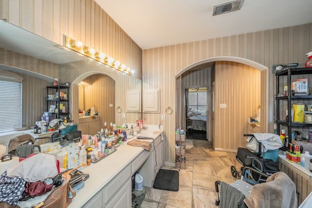 716 Peco Street, Lantana, TX 76226