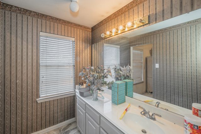 716 Peco Street, Lantana, TX 76226