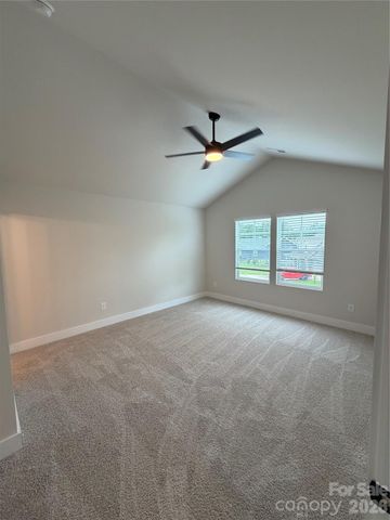 1155 Summerhill Street SW, Lenoir, NC 28645