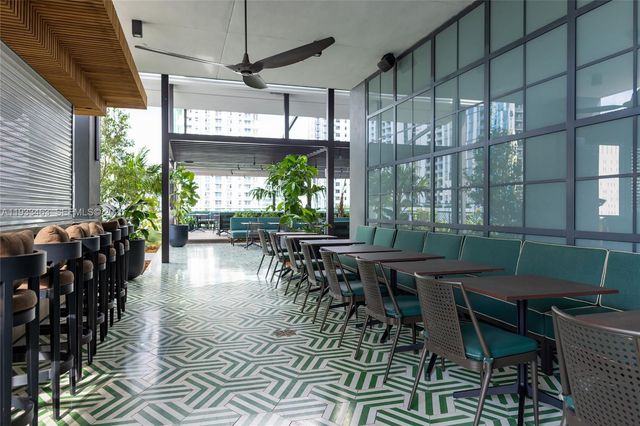 159 NE 6th Street 4010, Miami, FL 33132