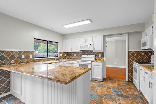 1917 E Collins Boulevard, Richardson, TX 75081