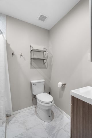 1917 E Collins Boulevard, Richardson, TX 75081