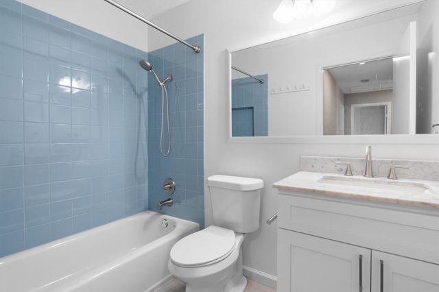 1917 E Collins Boulevard, Richardson, TX 75081