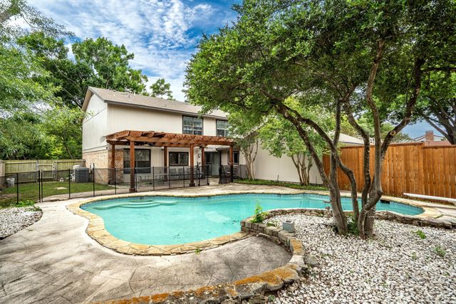 1917 E Collins Boulevard, Richardson, TX 75081