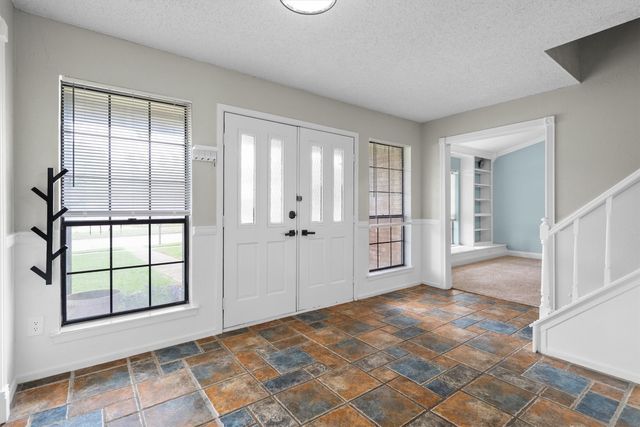 1917 E Collins Boulevard, Richardson, TX 75081
