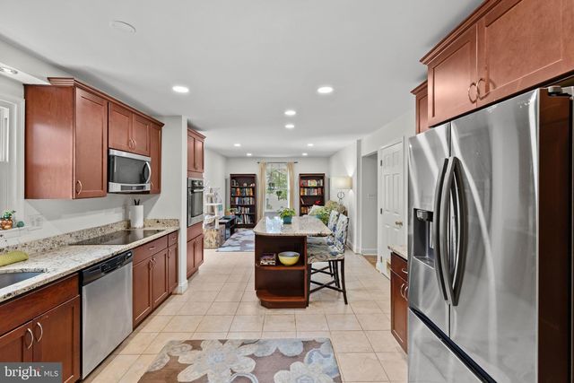 10025 CENTURY DR, Ellicott City, MD 21042