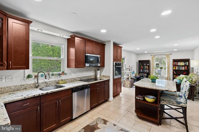 10025 CENTURY DR, Ellicott City, MD 21042