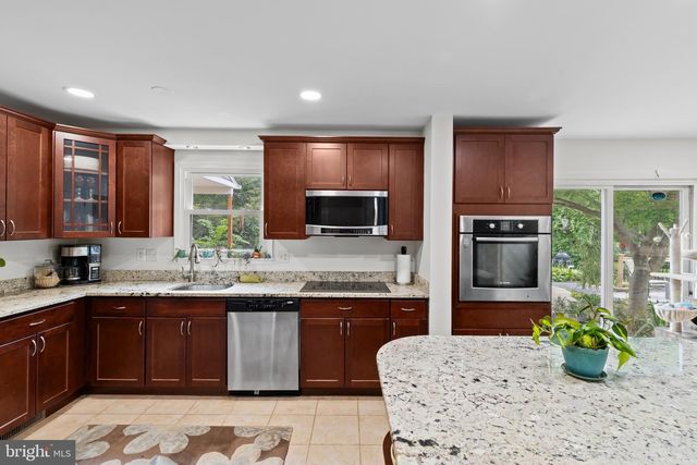 10025 CENTURY DR, Ellicott City, MD 21042