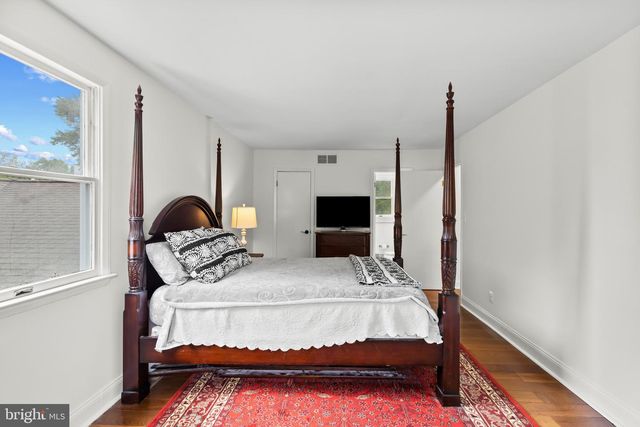 10025 CENTURY DR, Ellicott City, MD 21042