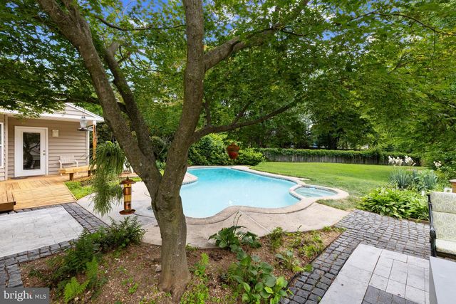 10025 CENTURY DR, Ellicott City, MD 21042