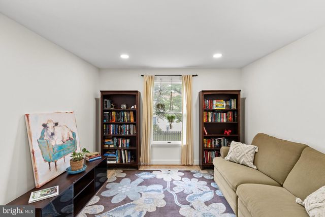 10025 CENTURY DR, Ellicott City, MD 21042