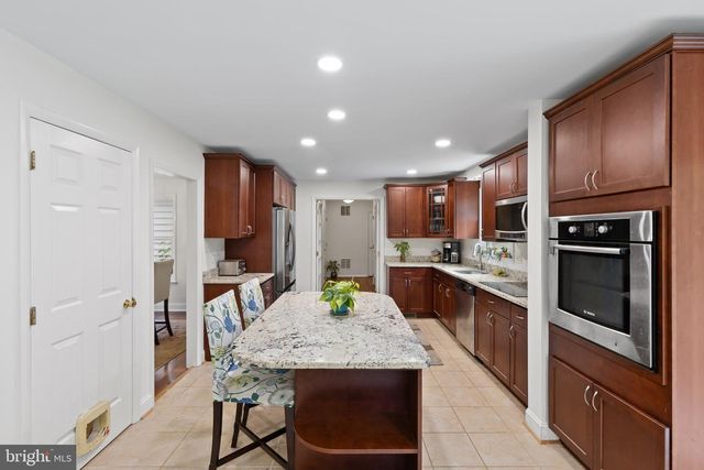 10025 CENTURY DR, Ellicott City, MD 21042