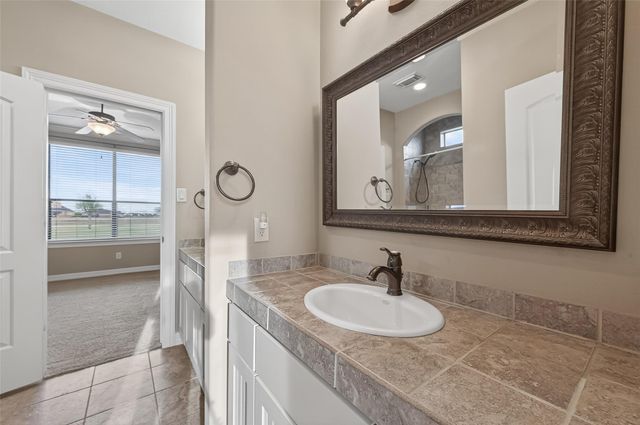 7719 Tejas Lakes Trail, Needville, TX 77461