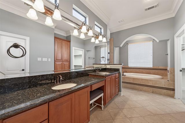 7719 Tejas Lakes Trail, Needville, TX 77461