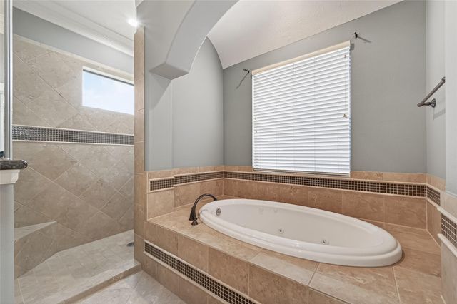 7719 Tejas Lakes Trail, Needville, TX 77461