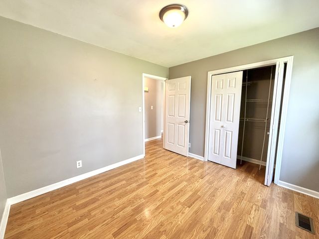 3411 Polly Dr, Clarksville, TN 37042