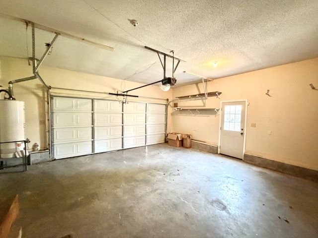 3411 Polly Dr, Clarksville, TN 37042