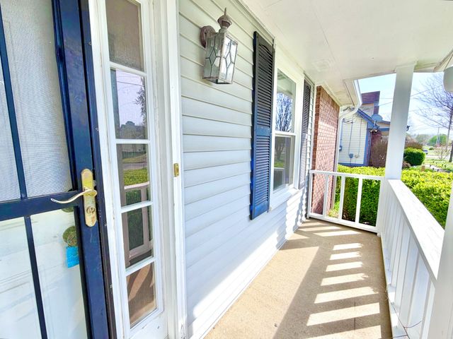 3411 Polly Dr, Clarksville, TN 37042