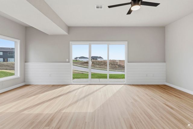 5627 Goheen Drive, Manhattan, KS 66503