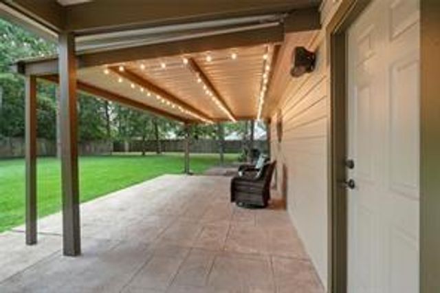 515 Box Elder Drive, Magnolia, TX 77354