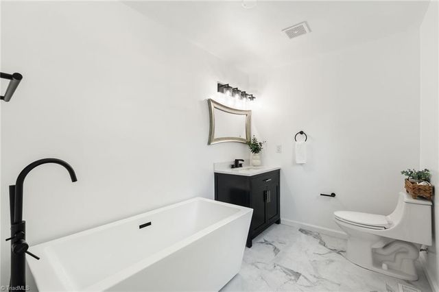 297 Sunset Boulevard, Lexington, NC 27292
