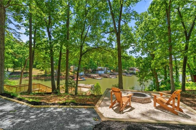 297 Sunset Boulevard, Lexington, NC 27292