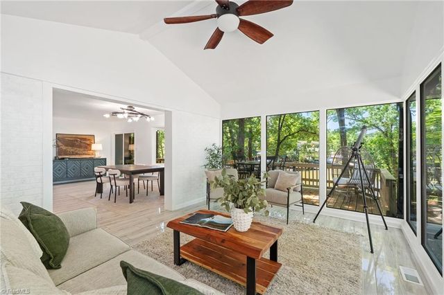 297 Sunset Boulevard, Lexington, NC 27292