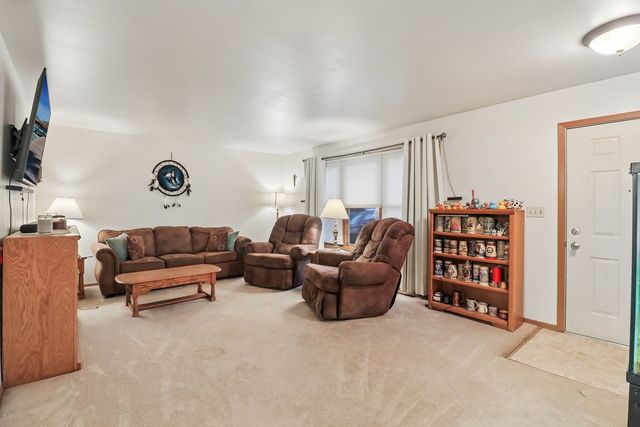 953 N East Street, Marengo, IL 60152