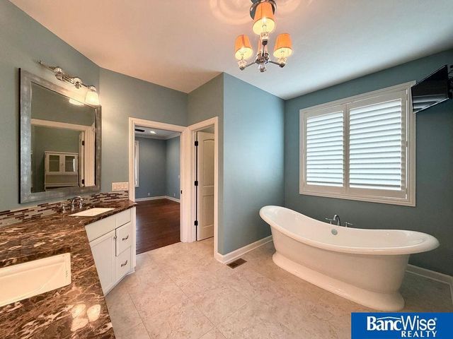 7242 S 96th Court, Lincoln, NE 68526