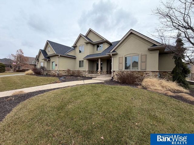 7242 S 96th Court, Lincoln, NE 68526
