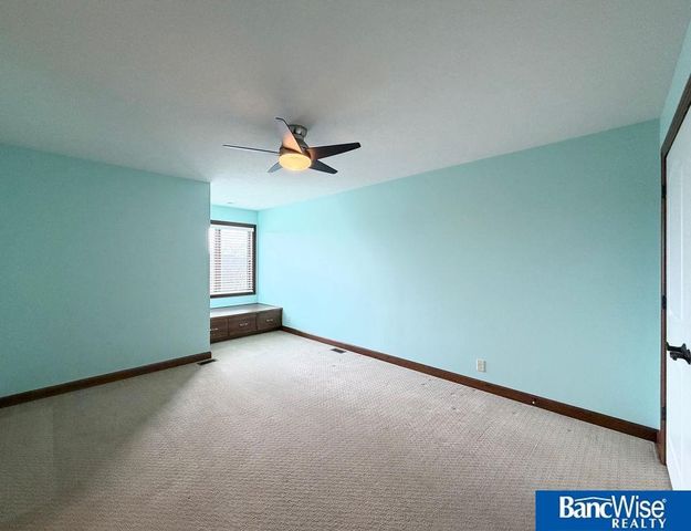 7242 S 96th Court, Lincoln, NE 68526