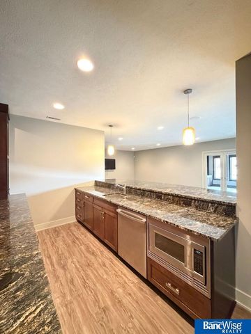 7242 S 96th Court, Lincoln, NE 68526