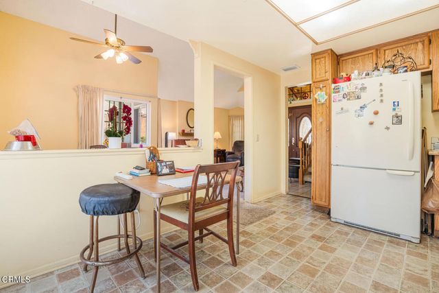 6909 Pala Mesa Drive, Oak Park, CA 91377