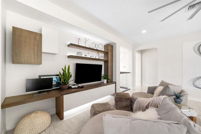 11365 Solstice Circle, Parkland, FL 33076