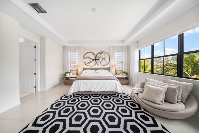 11365 Solstice Circle, Parkland, FL 33076