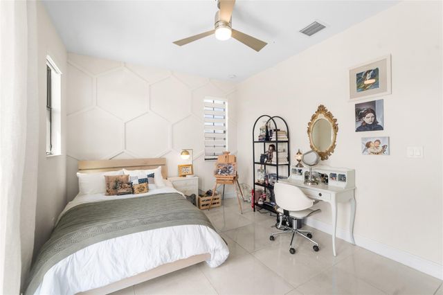 11365 Solstice Circle, Parkland, FL 33076