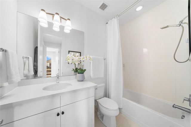 11365 Solstice Circle, Parkland, FL 33076