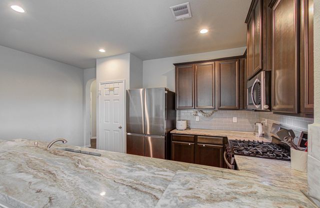 10535 Amador Peak Drive, Rosharon, TX 77583